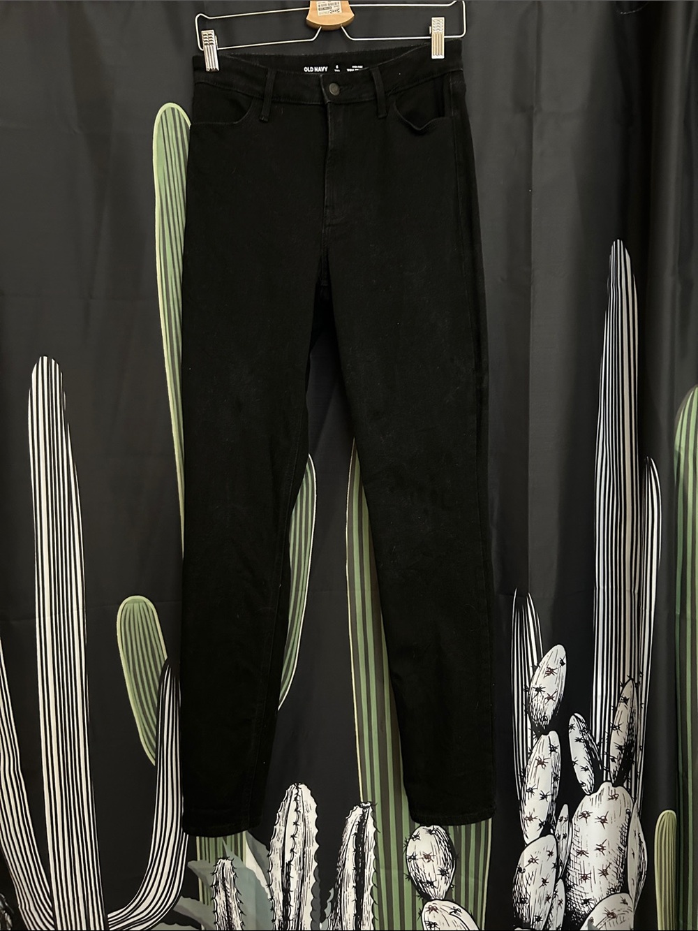 6 Tall Old Navy Wow Straight High Rise Jeans Black